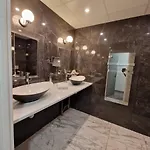 Appart hôtel Royal Luchon 3*