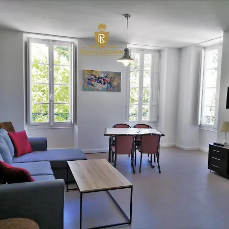 아파트호텔 Royal Luchon Bagnères-de-Luchon