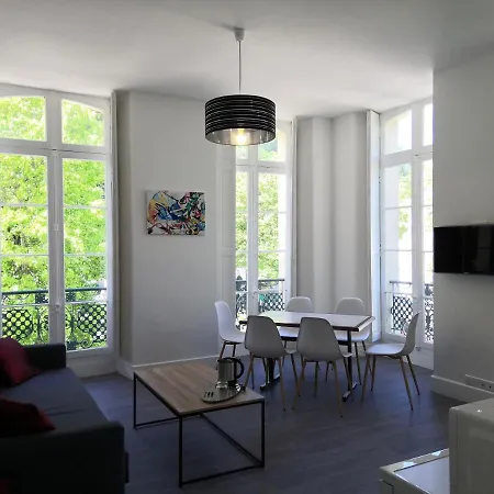 Апарт-отель Royal Luchon Bagneres-de-Luchon