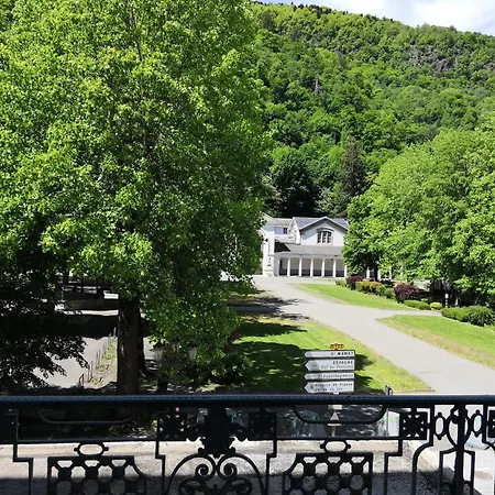 Royal Luchon מלון דירות Bagnères-de-Luchon