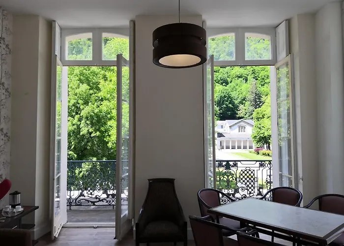 Royal Luchon Lägenhetshotell 3*