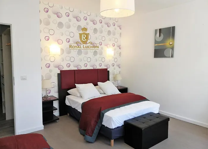 Lägenhetshotell Royal Luchon 3*